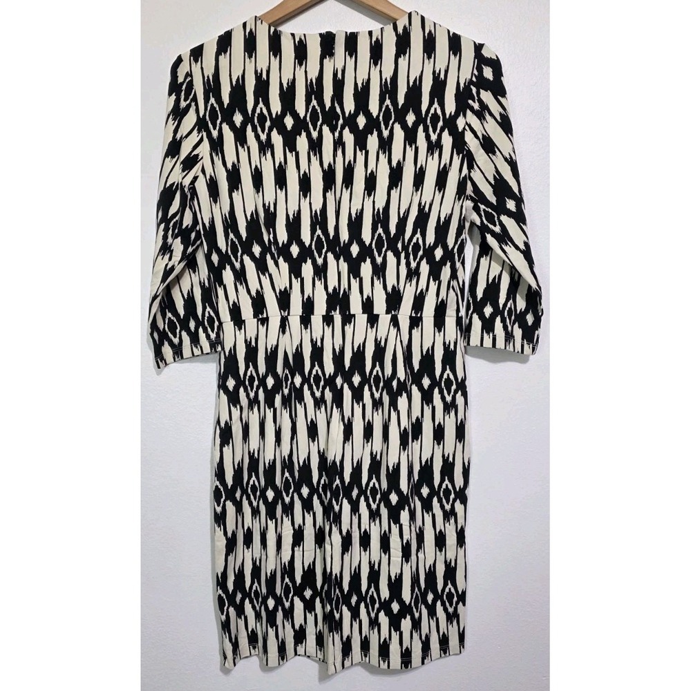 J McLaughlin‎ Catalina Cloth Black Ivory Sheath Dress Woman M 3/4 Sleeves EUC - Picture 3 of 7
